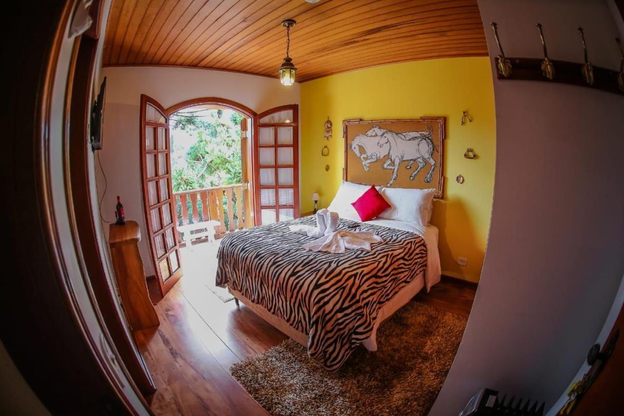 Mansao Austriaca Guesthouse Campos do Jordão Extérieur photo